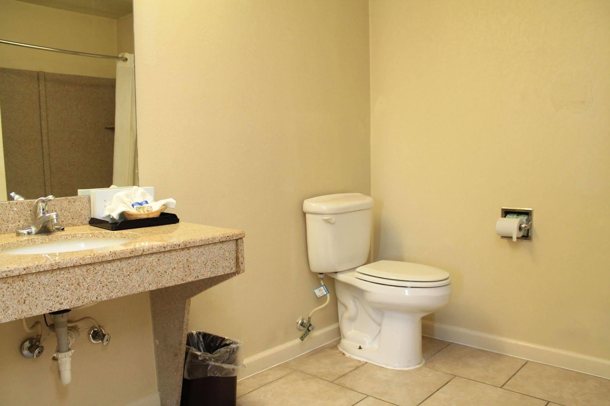 Best Way Inn And Suites - New Orleans Exterior photo